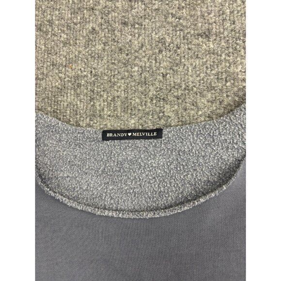 Brandy Melville Sweater Womens OS Cropped Raw Hem Pullover Crewneck Soft - Picture 2 of 7
